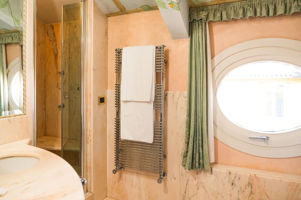 Appartement Carbonesi Luxury - Centro Storico à Bologne Extérieur photo