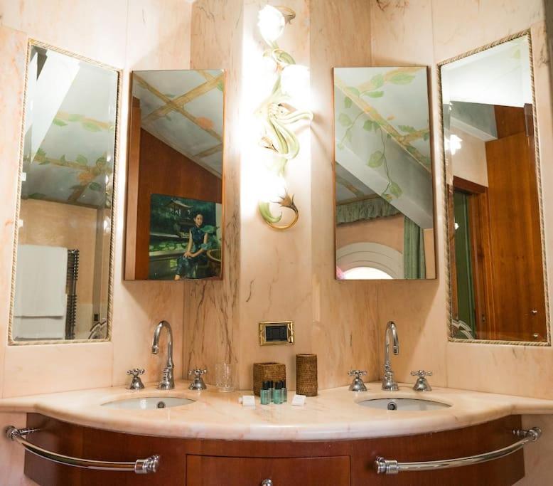 Appartement Carbonesi Luxury - Centro Storico à Bologne Extérieur photo