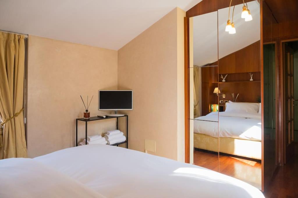 Appartement Carbonesi Luxury - Centro Storico à Bologne Extérieur photo