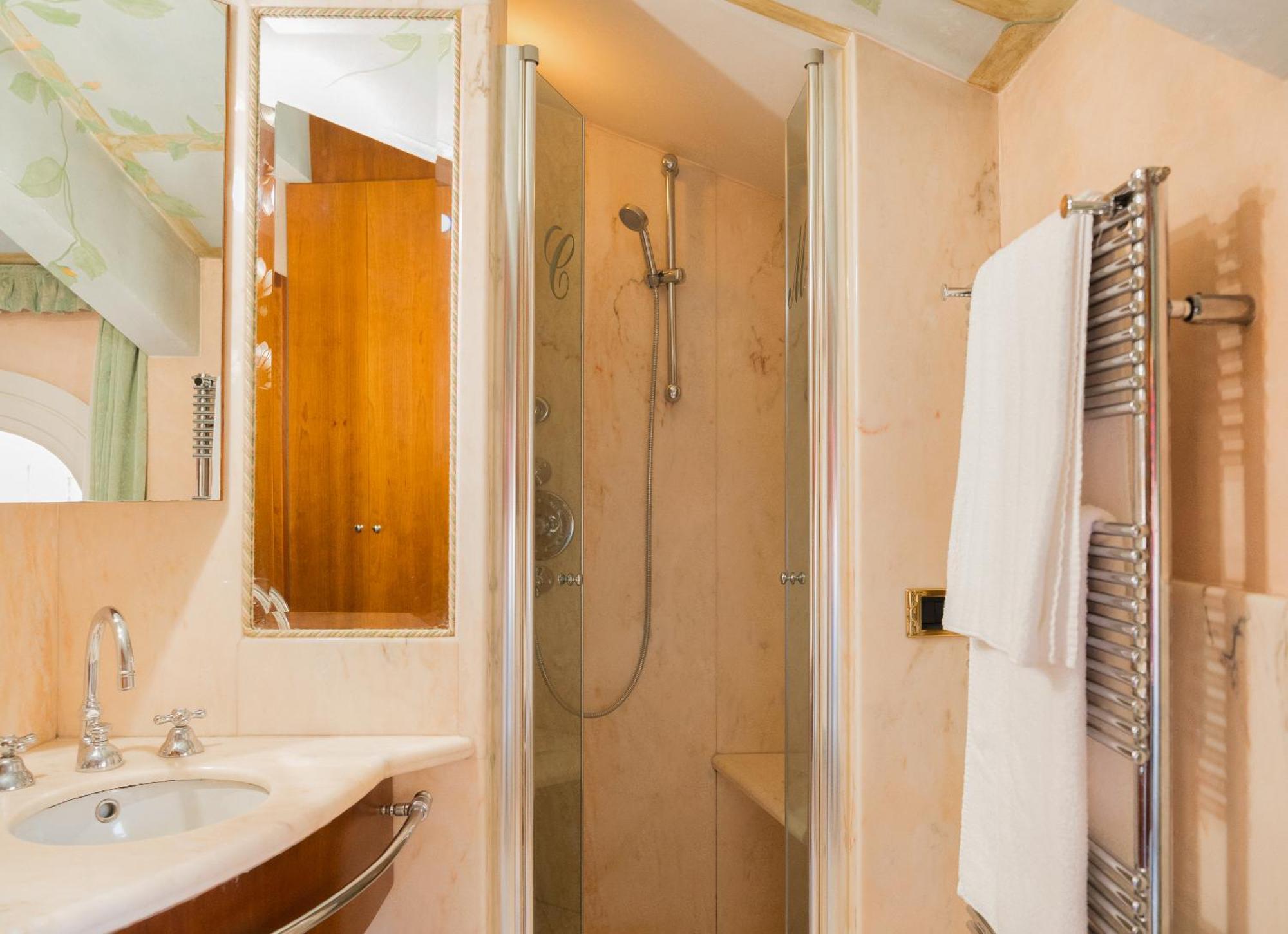 Appartement Carbonesi Luxury - Centro Storico à Bologne Extérieur photo