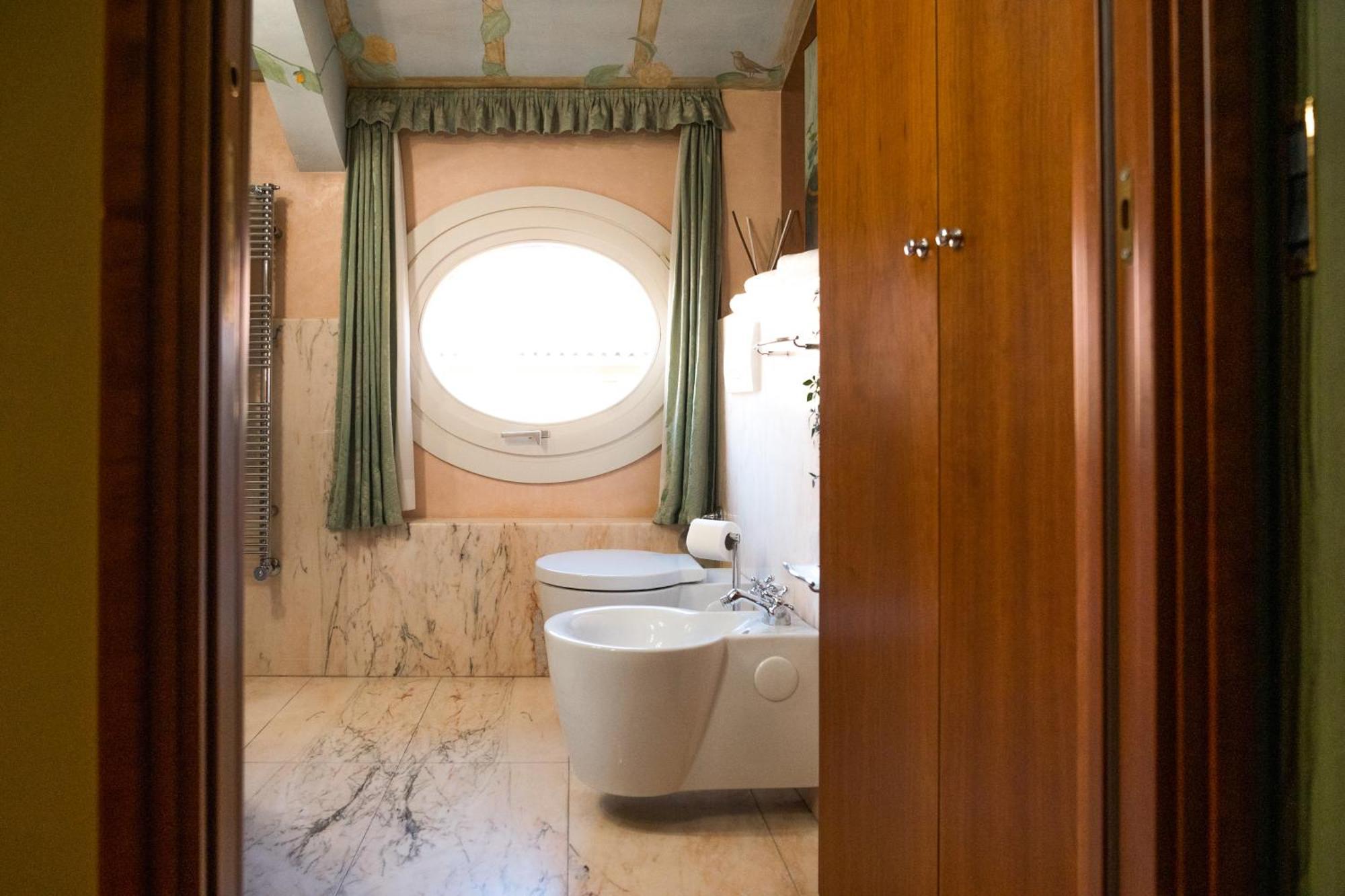 Appartement Carbonesi Luxury - Centro Storico à Bologne Extérieur photo
